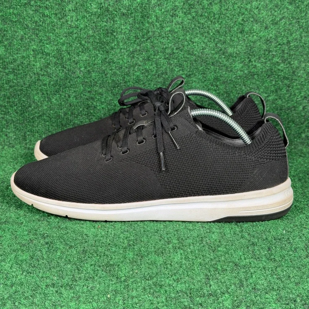 TravisMathew The Daily Knit Sneaker Men 11 Black White Athletic Golf Work Casual